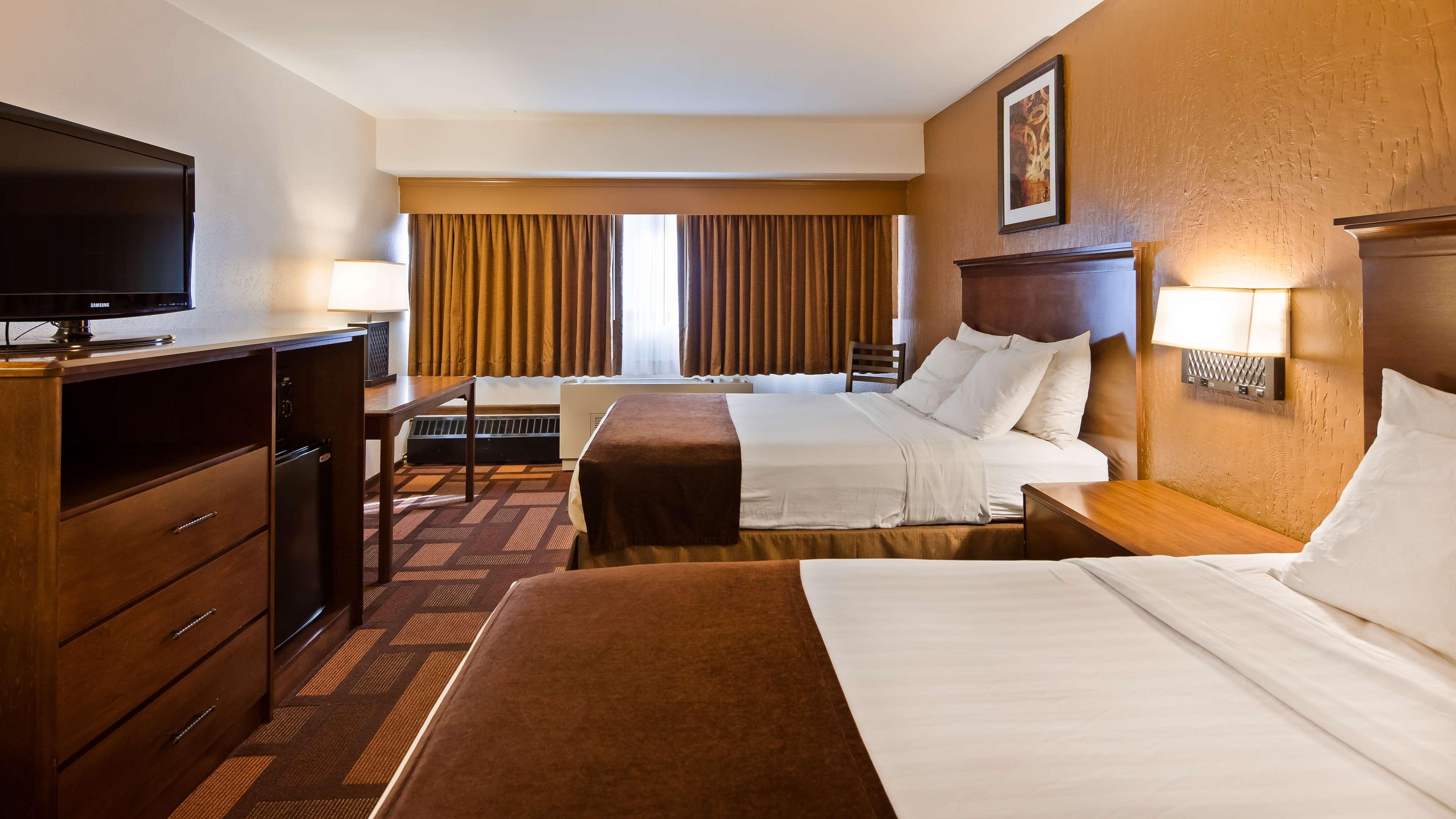 Best Western Tower West Lodge Жилет Екстериор снимка