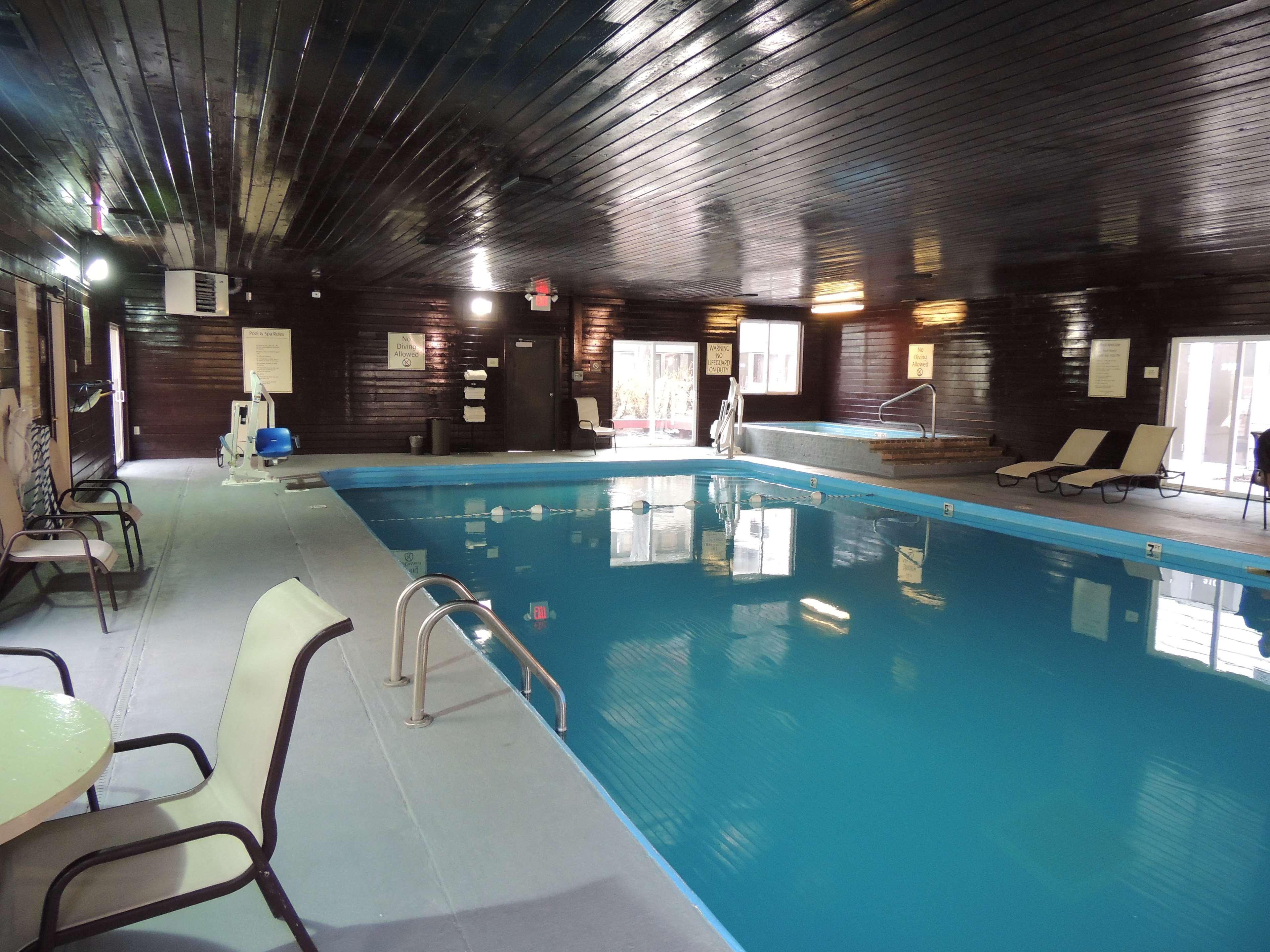Best Western Tower West Lodge Жилет Екстериор снимка